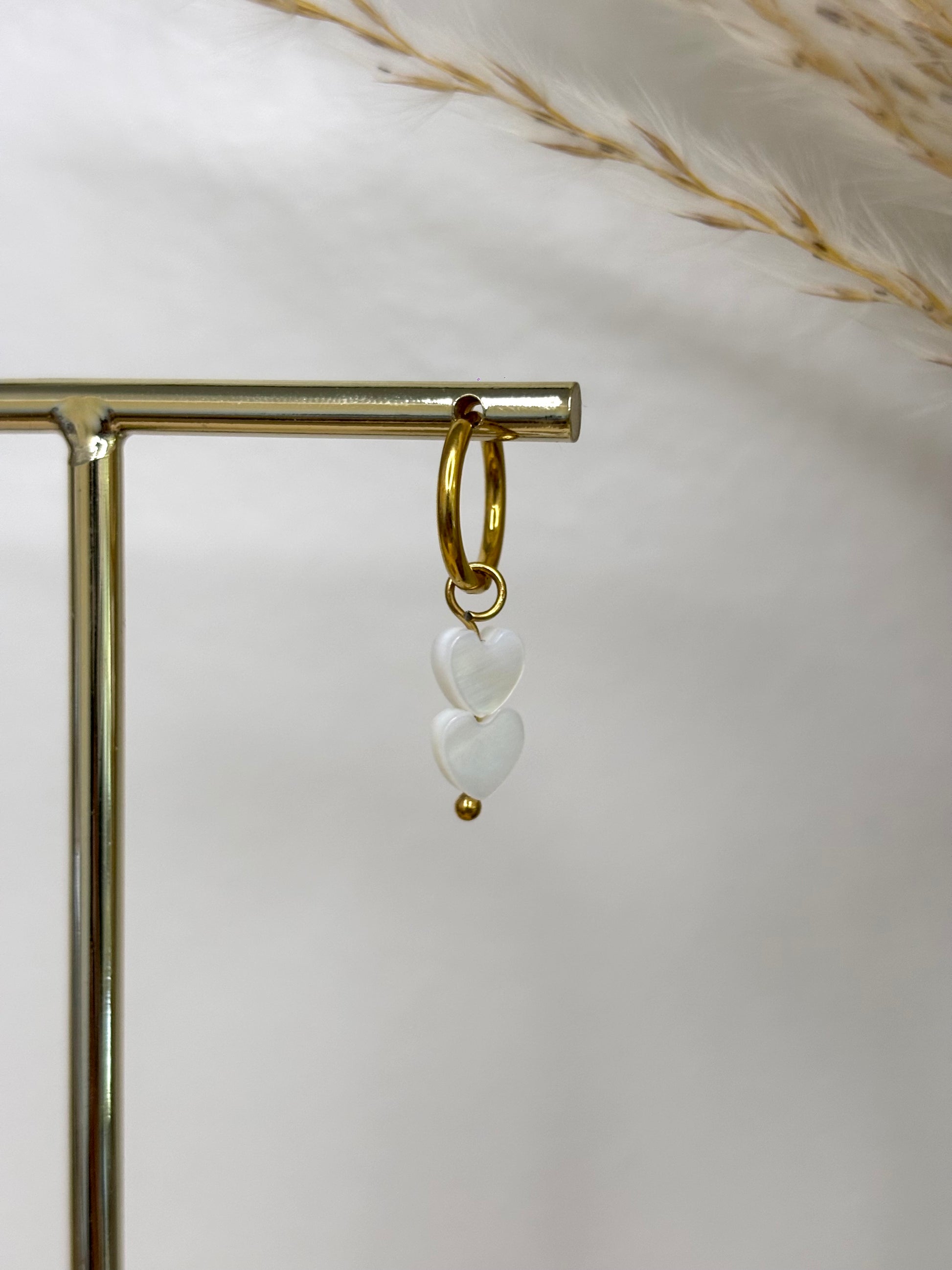 Oorbelhangers hartje wit