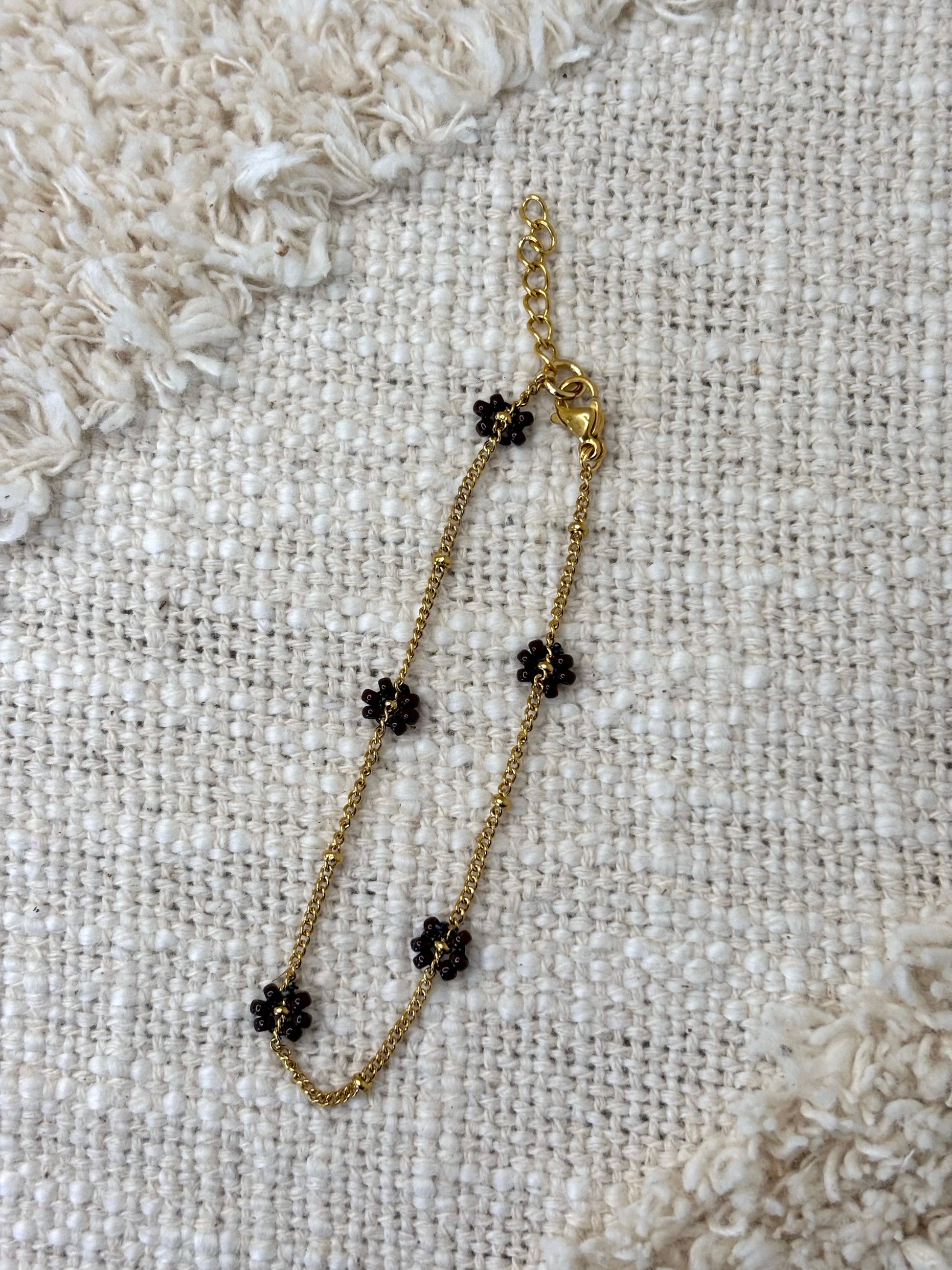 Bloemen armband goud - kleur