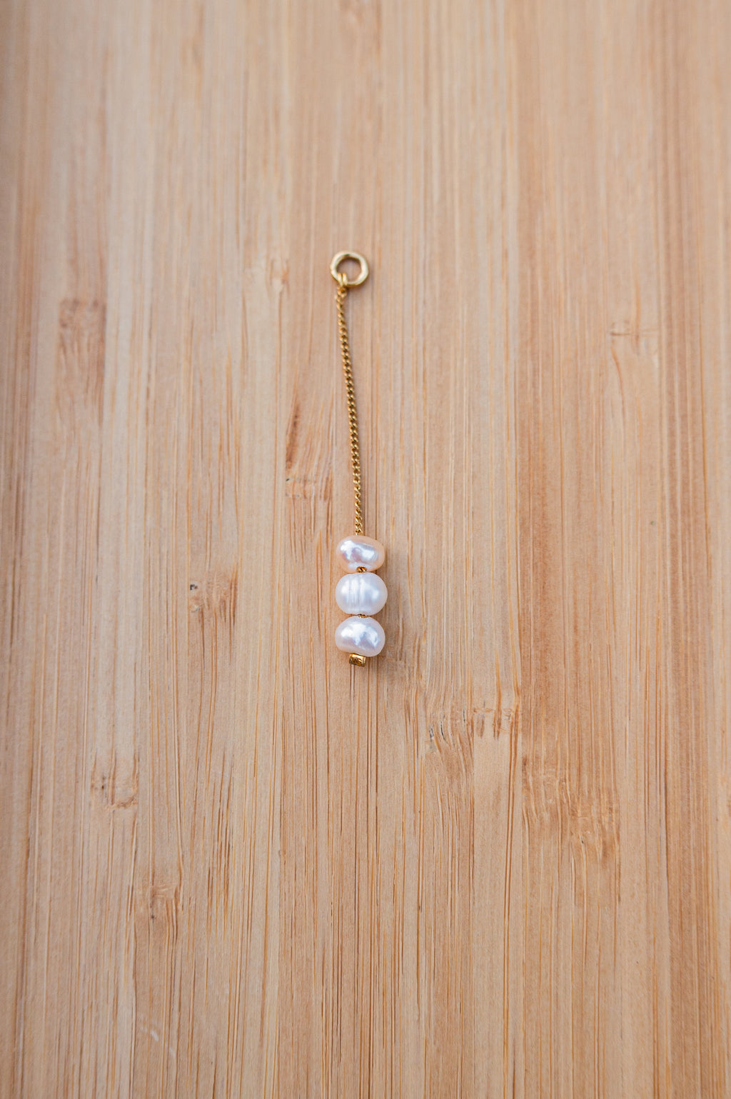 Oorbelhangers chain + zoetwaterparels